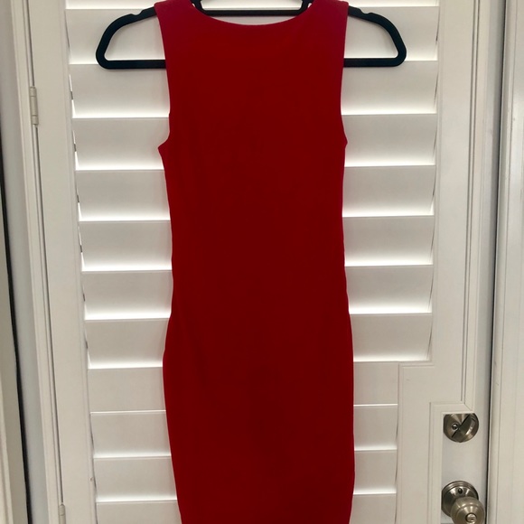 Red Dress - Picture 2 of 3